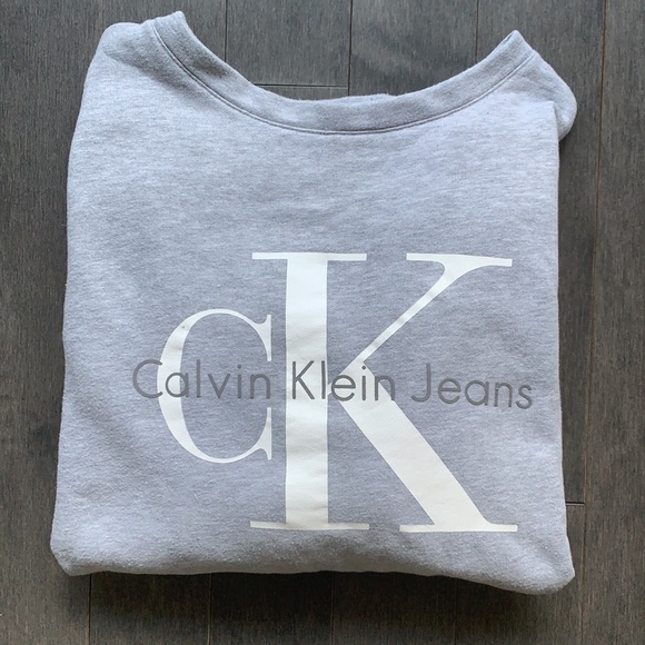 Urban Outfitters CK Crewneck - Picture 4 of 4